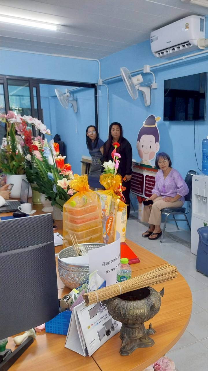 LINE_ALBUM_ngan thabuy sa nak ngan ch.ph.khla phun_260713_10.jpg